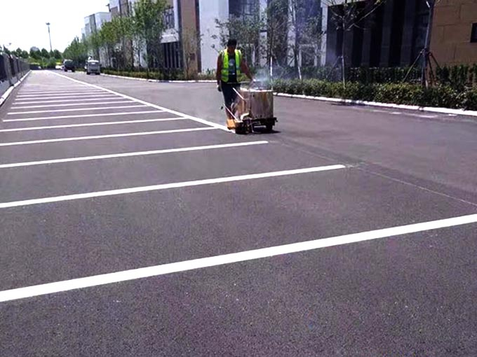 哈爾濱冷漆車位劃線 價格便宜