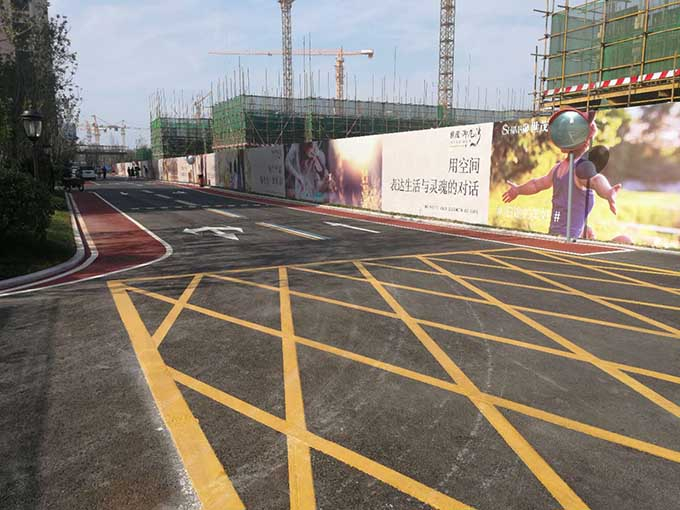 哈爾濱道路標線工程專家 專業精準 · 規范施工