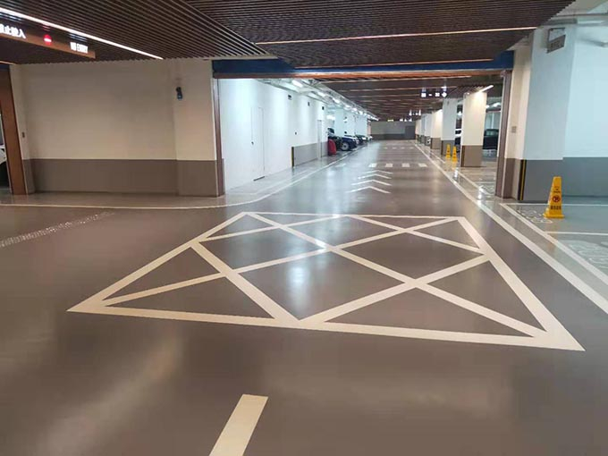 哈爾濱停車手網格線劃線 車位劃線