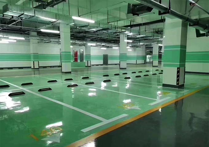 哈爾濱小區(qū)停車位劃線施工